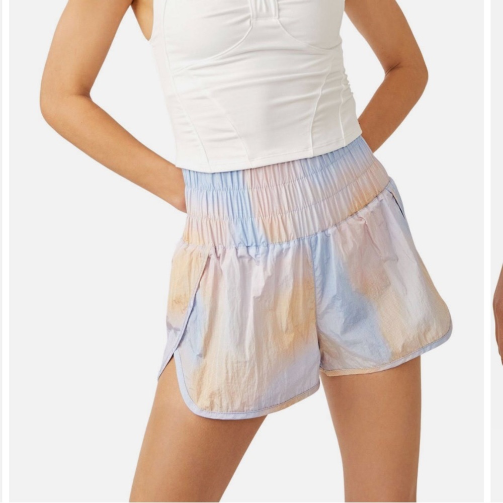 The Way Home Shorts in Aura Combo